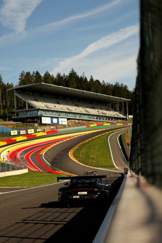 #92 - Herberth Motorsport - Rolf INEICHEN - Tim HEINEMANN - Joel STURM - Porsche 911 GT3 R (992) | SRO / JEP