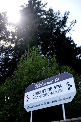 Crowdstrike 24 Hours of Spa - Prologue - circuit ambience | JEP