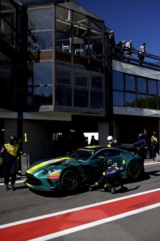 #11 - Comtoyou Racing - Frederic JOUSSET - Bernardo SOUSA - Sebastian ALVAREZ - Sergio SETTE CAMARA - Aston Martin Vantage AMR GT3 EVO | SRO / JEP