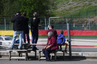 Fans
 | SRO/JEP