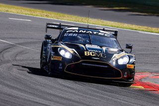 #34 - Walkenhorst Motorsport - David PITTARD - Henrique CHAVES - Ross GUNN - Aston Martin Vantage AMR GT3 EVO  | SRO/JEP
