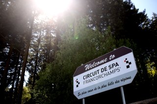 Crowdstrike 24 Hours of Spa - Prologue - circuit ambience | JEP