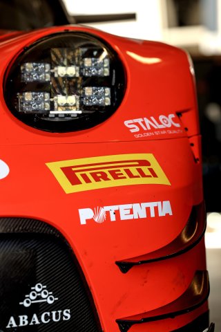 Pirelli Tyres | SRO / JEP